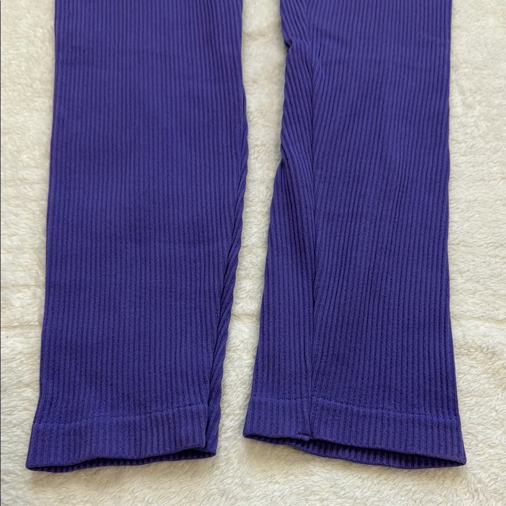 No Boundaries Purple Leggings - Picture 2 of 5